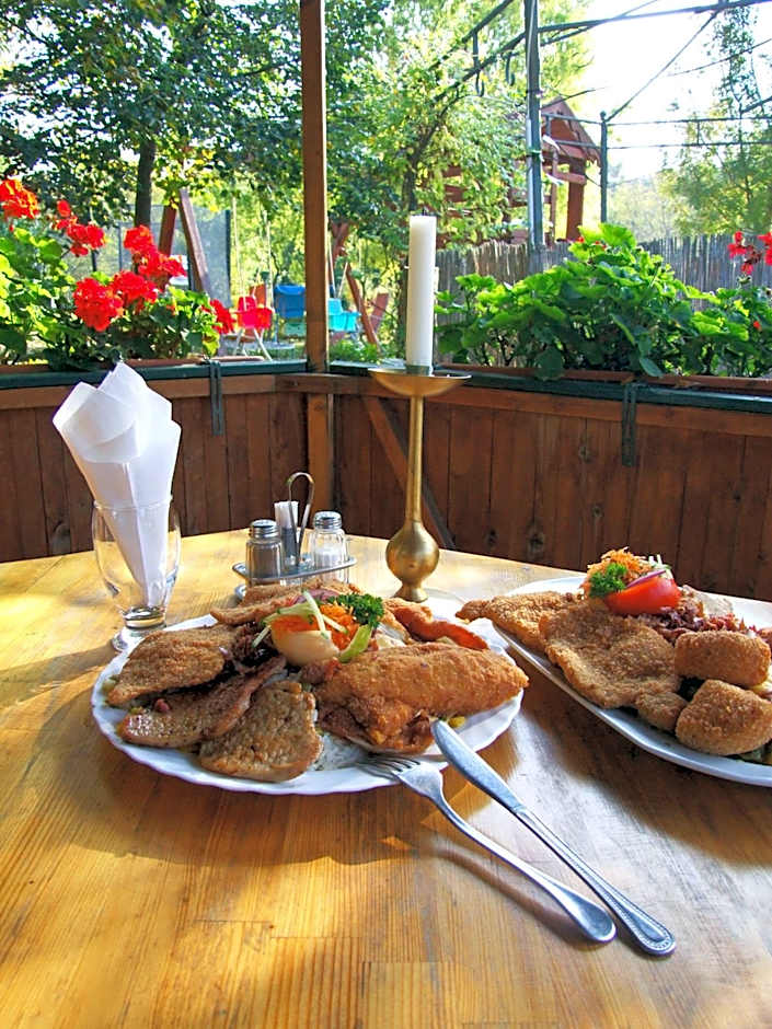 Pollushof Panzió és Étterem