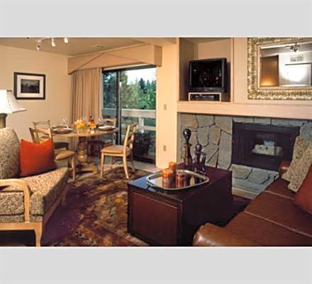 Getaways At The Lodge At Kingsbury Crossing
