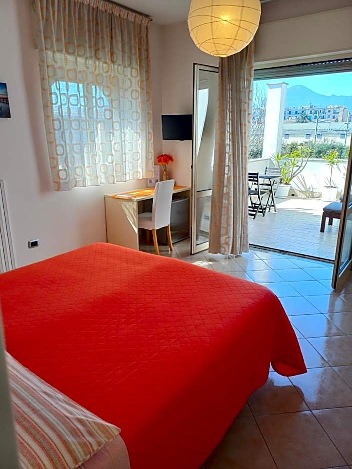 1 Double Bed or 2 Beds — 20 fotoğraftan 1. fotoğraf