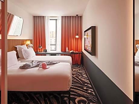 Medium Mama Twin Room