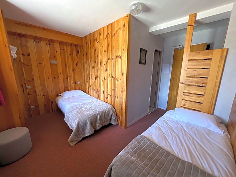 Hôtel Restaurant La Pendine