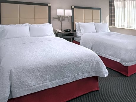 2 Double 1 Bdrm Suite Mobility Access Tub Ns