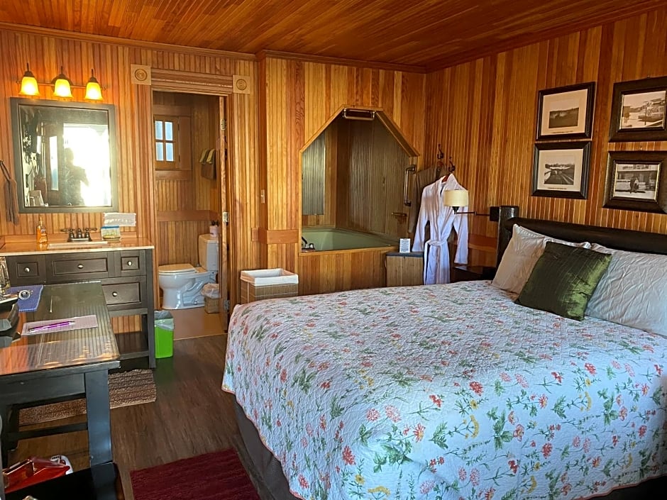 Whistling Winds Motel