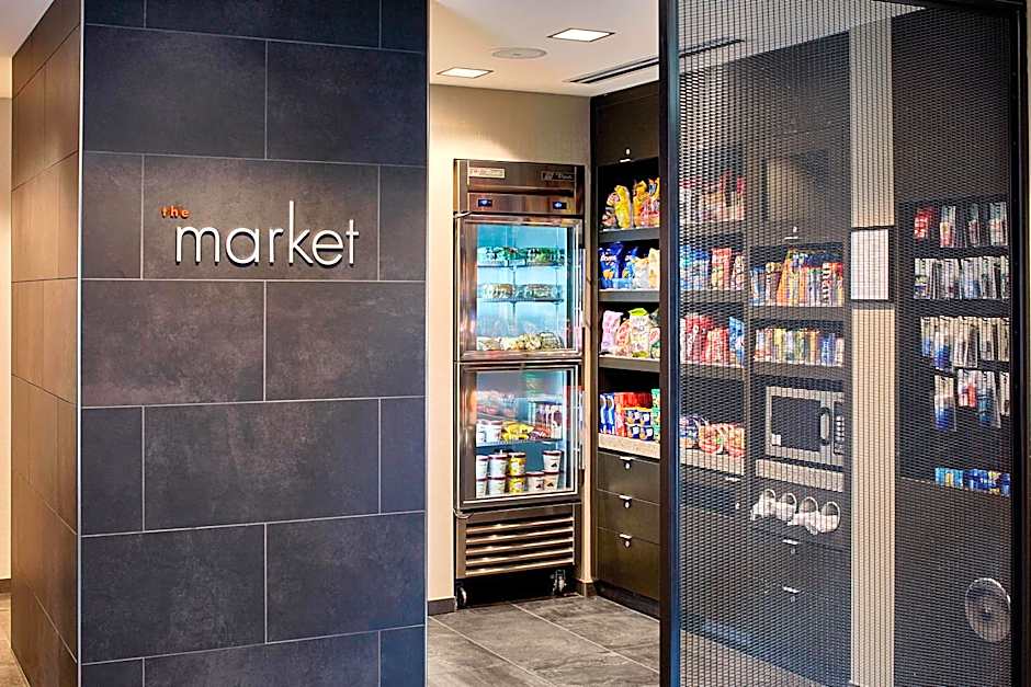 Courtyard by Marriott Minneapolis West