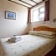 Oakwood Bed and Breakfast Heathrow
