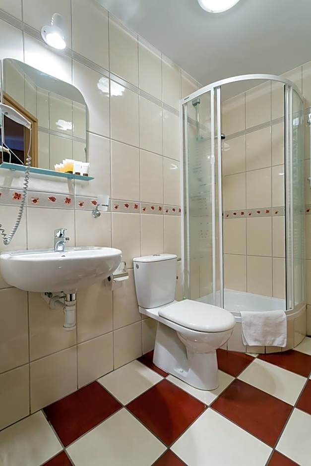 Kompleks Hotelowy Logos