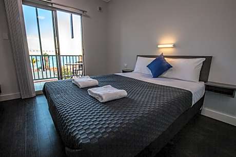 Queen Room with Balcony