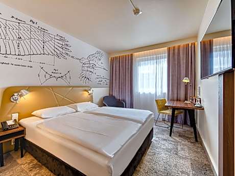 Superior Room with 1 King Size Bed
