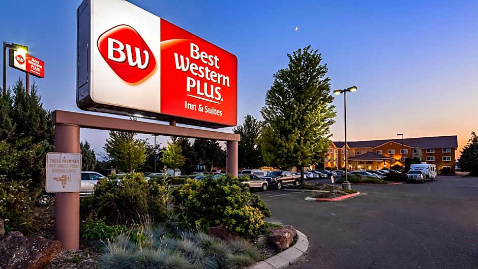 Best Western Plus Caldwell Inn & Suites