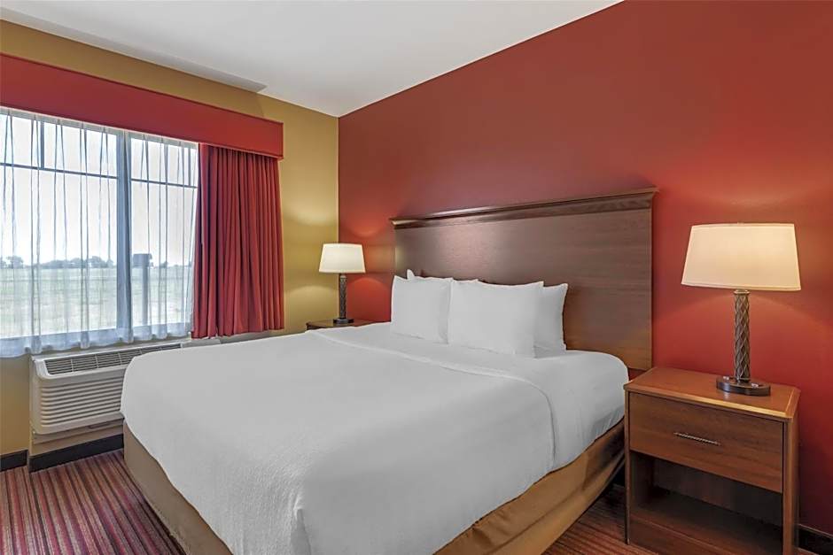 Best Western Plus Hudson Hotel & Suites