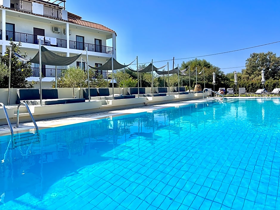 Bruskos Hotel & Suites