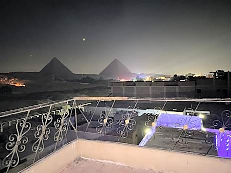 Toman pyramids Hotel 