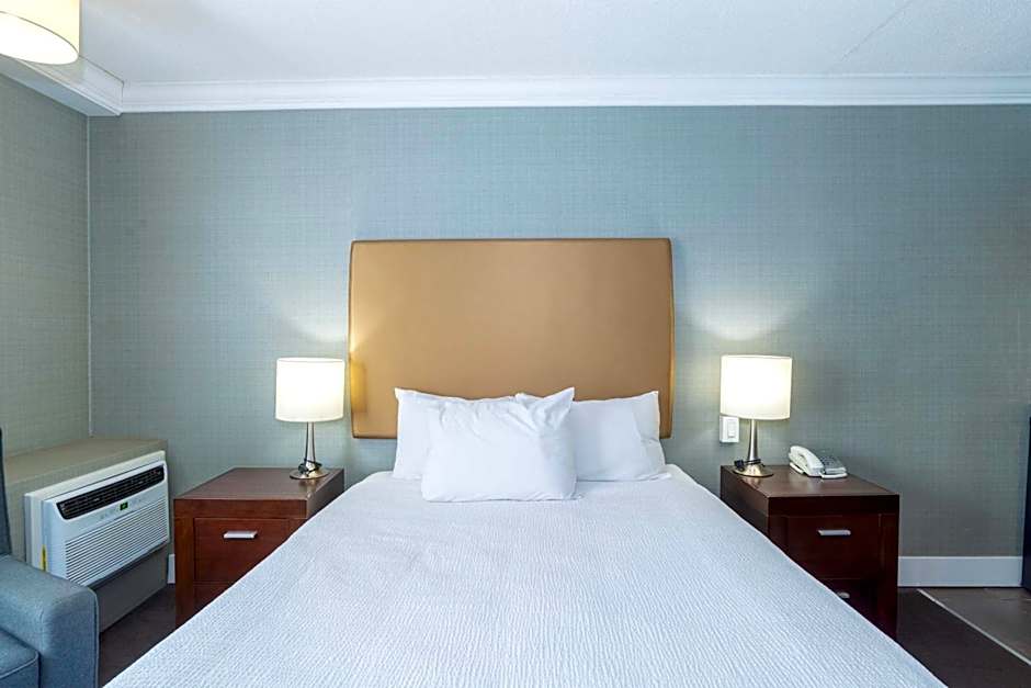 Sandman Hotel & Suites Vernon