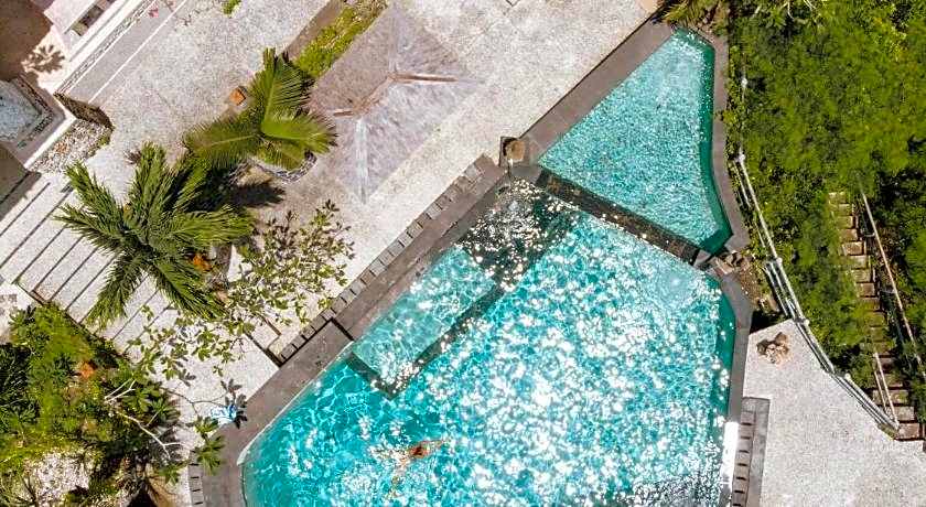 Puri Uluwatu Villas
