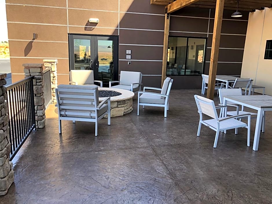 Country Inn & Suites by Radisson, Page, AZ