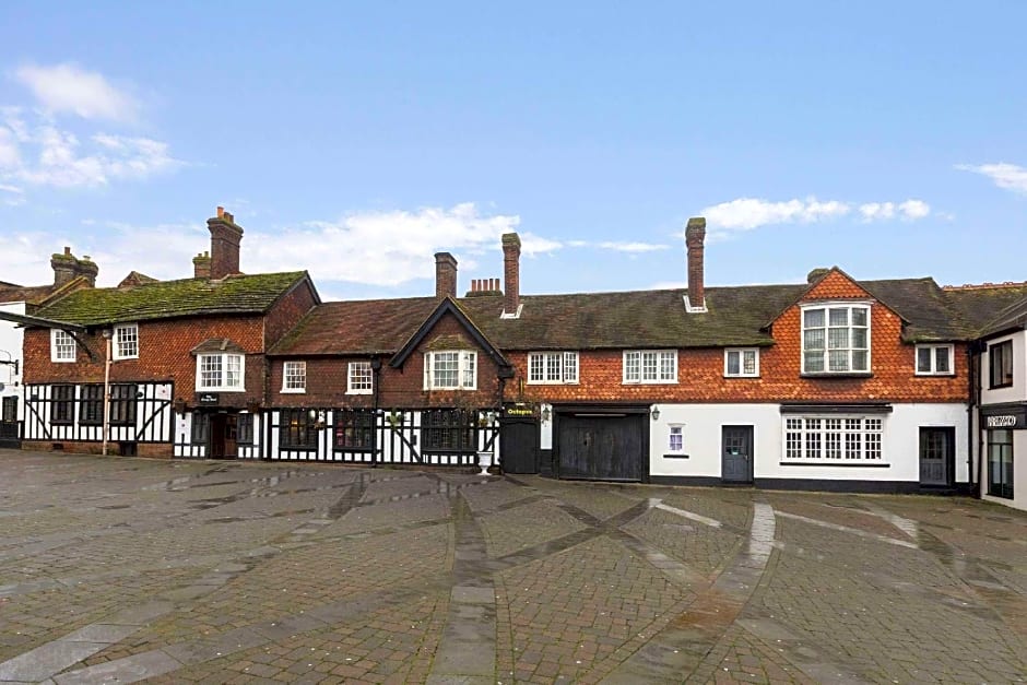 Ramada by Wyndham Crawley Gatwick