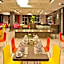Sunshine Vista Hotel