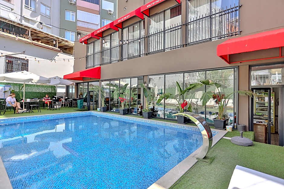 Wolf Of The City Hotel & Spa