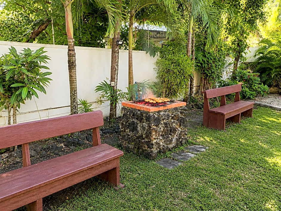 La Perla Holiday Apartments