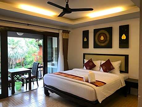 Deluxe Double Room with Balcony