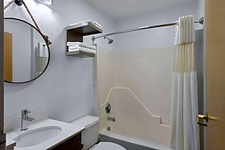King Room - Disability Access