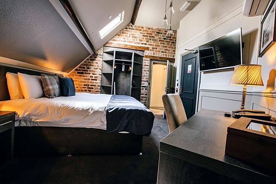 The Duke of Edinburgh Hotel & Bar