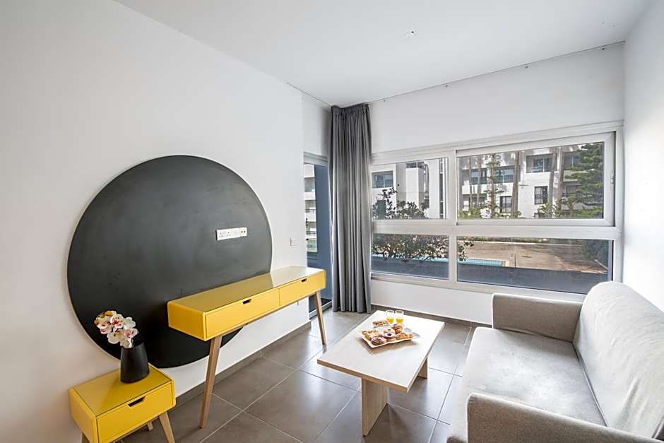 Anthea Hotel Apartments