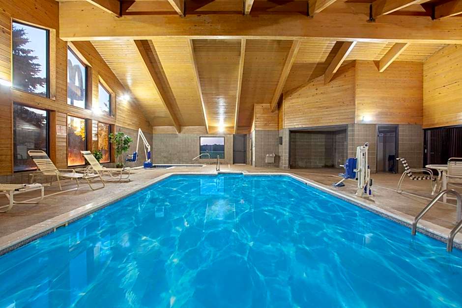 AmericInn by Wyndham Albert Lea