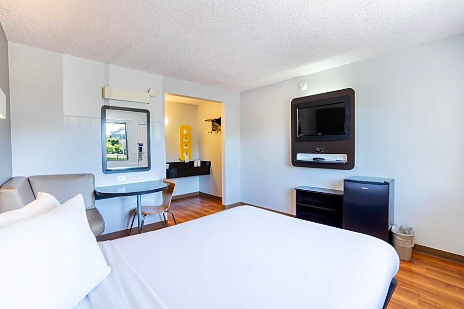 Motel 6-Pleasanton, CA