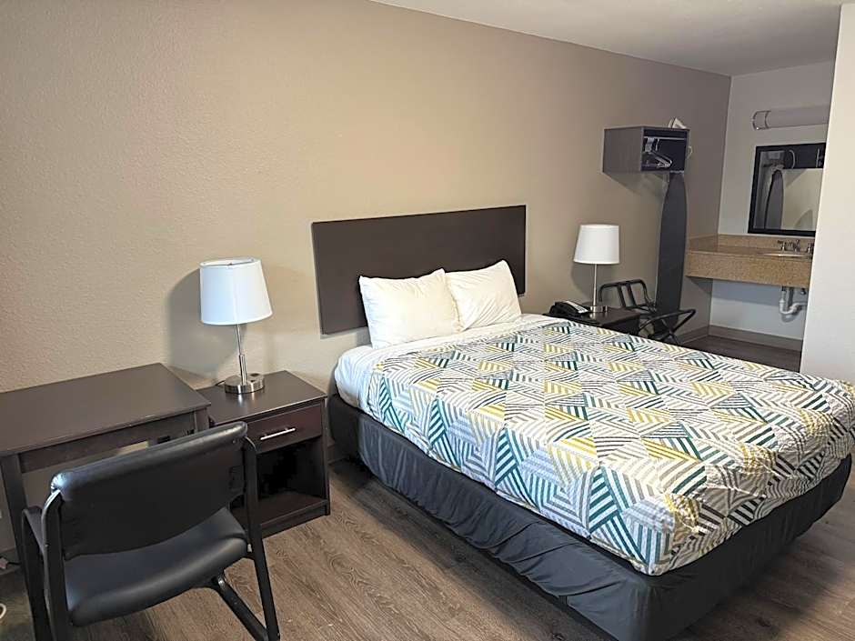 Studio 6 Suites Vancouver WA Waterfront