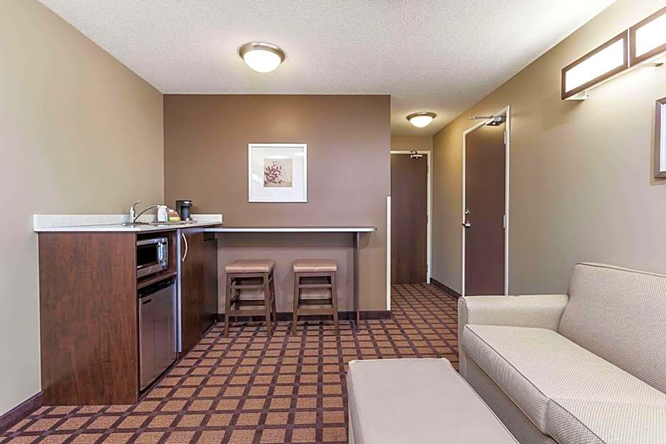 Microtel Inn & Suites by Wyndham Timmins