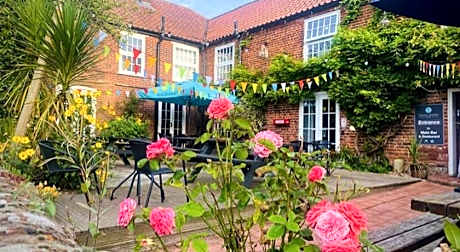 Sutton Staithe Hotel