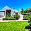 De Leeuwenhof Estate
