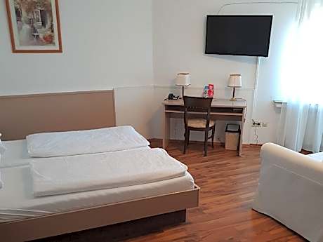 Double Room with Private Bathroom