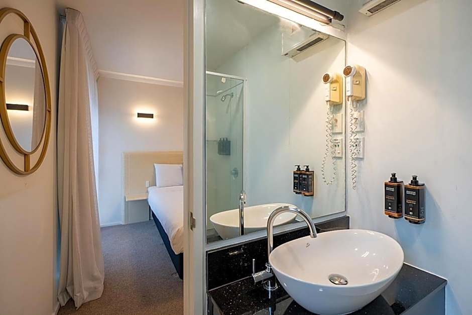 Mercure Wellington Central City Hotel and Apartments