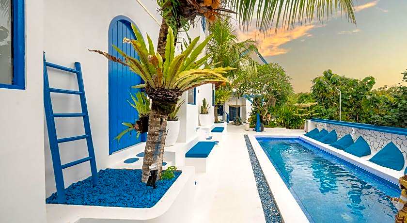 Bombora Surf Camp Hotel