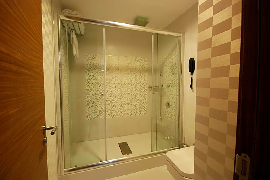 Riva Reşatbey Luxury Hotel