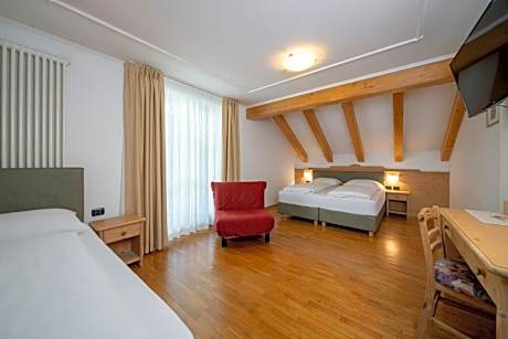 Standard Family Room