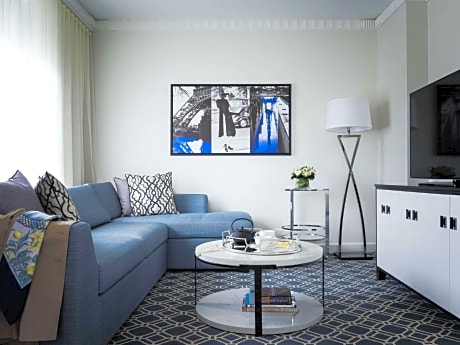 Prestige One Bedroom Suite with King Bed