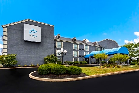 The Blu Hotel Blue Ash Cincinnati, Ascend Hotel Collection