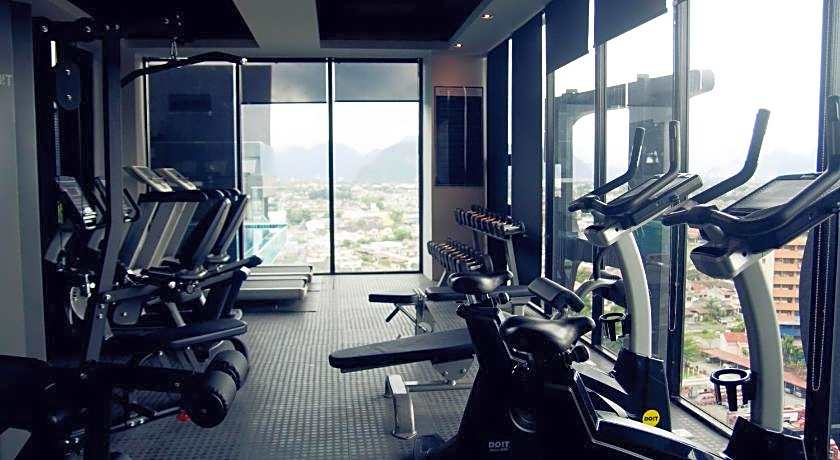 M ROOF HOTEL & RESIDENCES