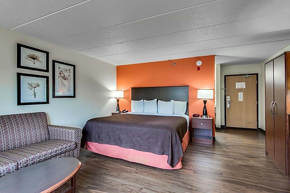 AmericInn by Wyndham Coon Rapids