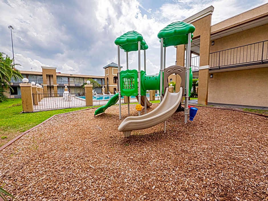 Stayable Suites Lakeland