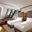 Hotel Verte, Warsaw, Autograph Collection