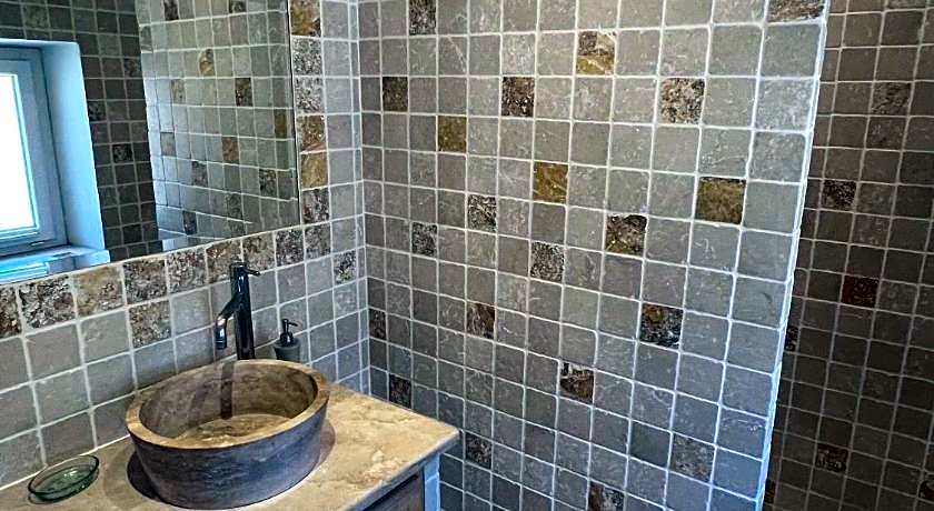 La Figuiere Fontaine de Vaucluse