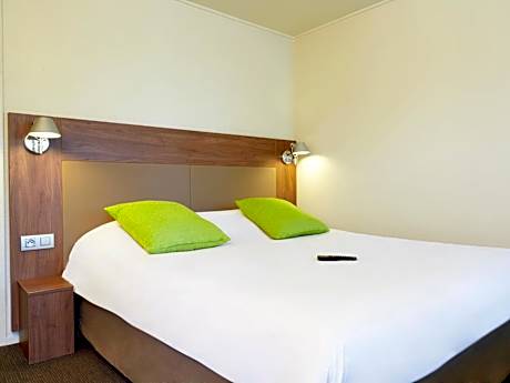 One Single Bed - Room Next Generation