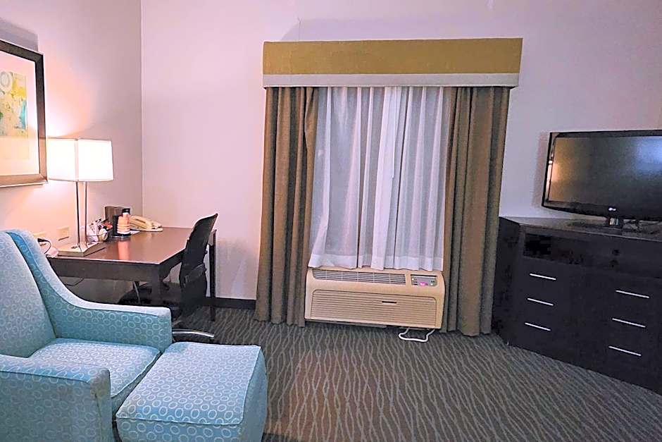 Ramada by Wyndham Burkburnett / Wichita Falls