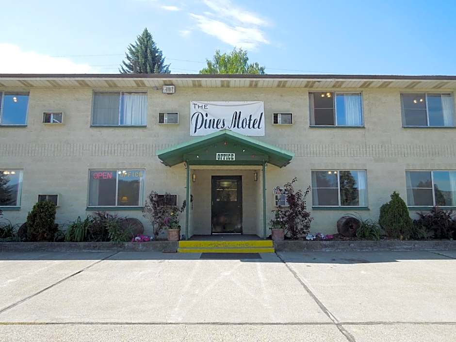 The Pines Motel