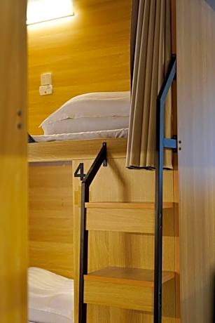 Waveflo Hostel 浪花青旅