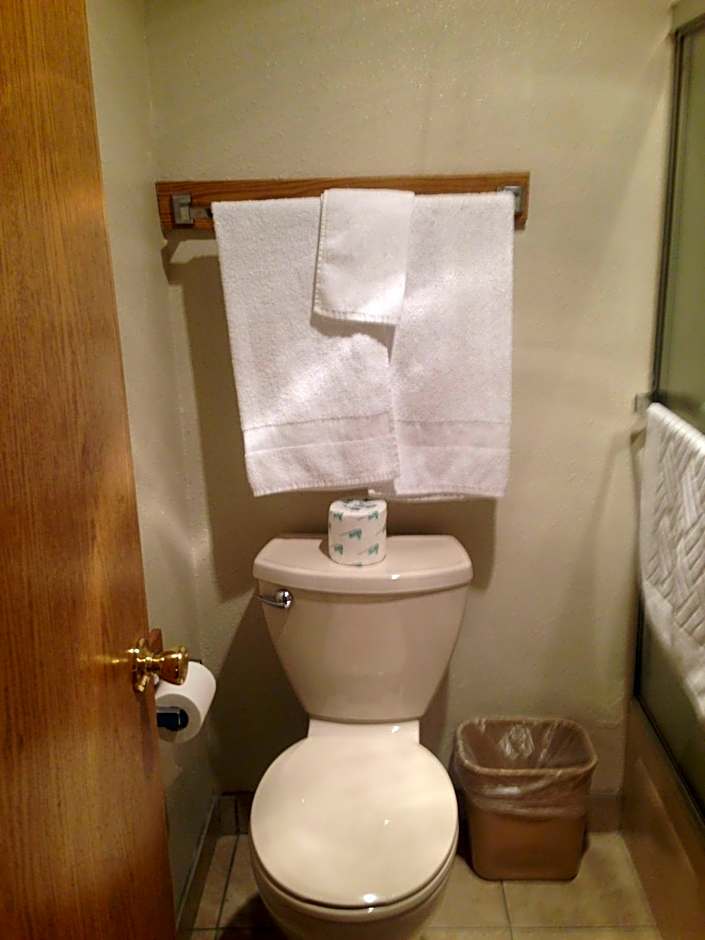 Milwaukie Inn Portland South